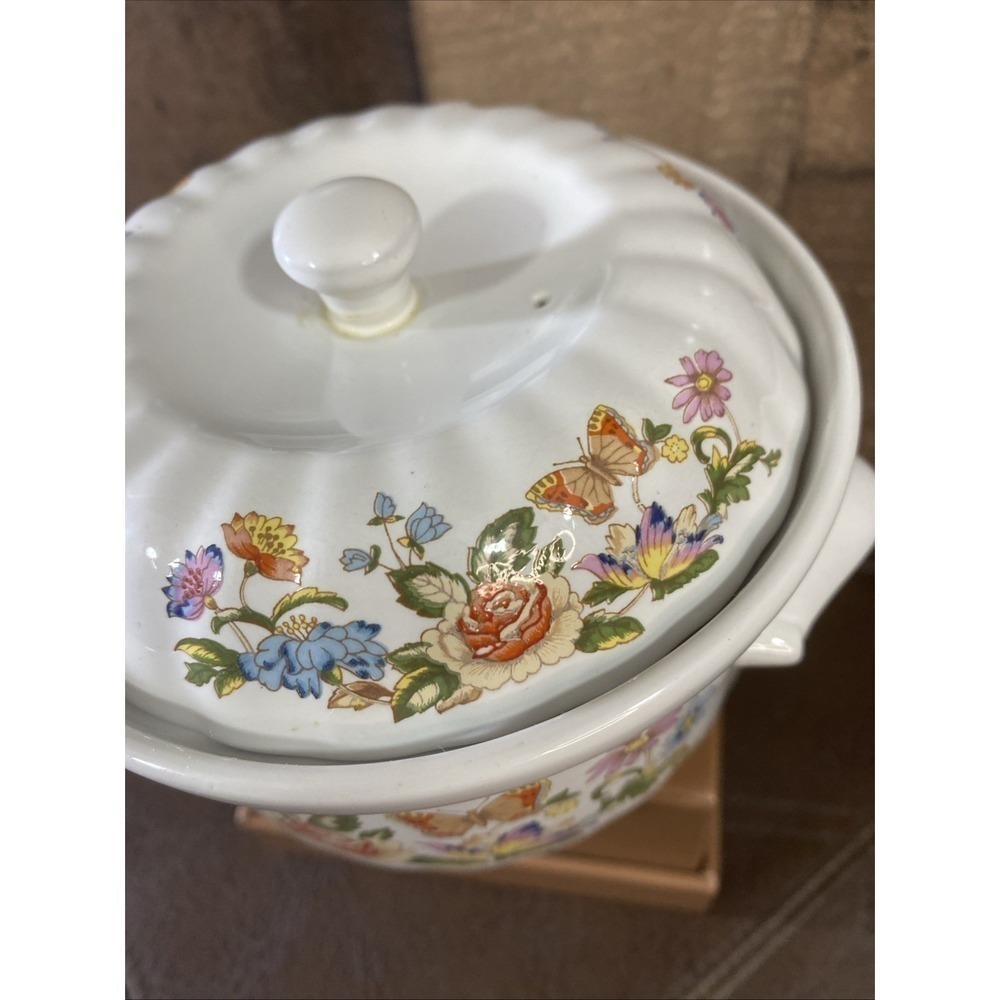 Vintage Aynsley Cottage Garden HyStyle 5" Lidded ramekin Dish - 0.5 Qt - Picture 2 of 12